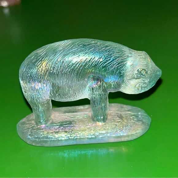 Vintage Summit Art Glass Pig Iridescent green Carnival Glass USA Figurine - Picture 2 of 3